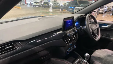 FORD KUGA 1.5 EcoBoost 150 ST-Line Edition