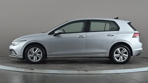 VOLKSWAGEN GOLF 1.5 TSI Life