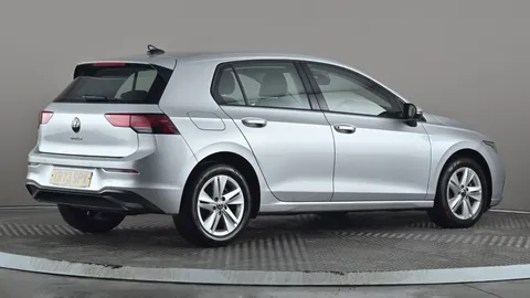 VOLKSWAGEN GOLF 1.5 TSI Life