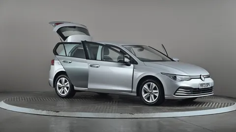 VOLKSWAGEN GOLF 1.5 TSI Life