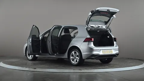 VOLKSWAGEN GOLF 1.5 TSI Life