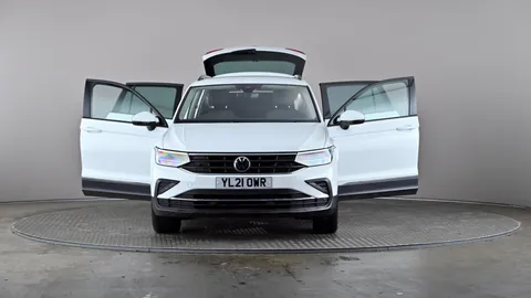 VOLKSWAGEN TIGUAN 2.0 TDI Life DSG