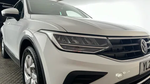 VOLKSWAGEN TIGUAN 2.0 TDI Life DSG