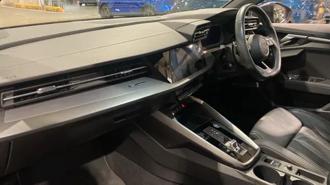 AUDI A3 35 TDI S Line S Tronic [Comfort+Sound]