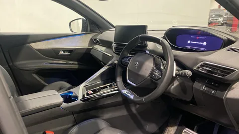 PEUGEOT 3008 1.2 Hybrid 136 GT e-DSC6