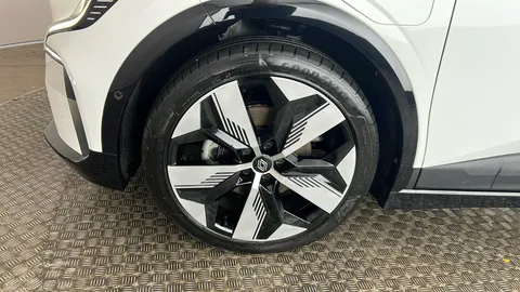 RENAULT MEGANE E-TECH EV60 160kW Techno Comfort Range 60kWh Auto
