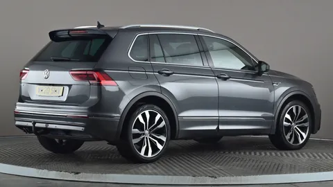 VOLKSWAGEN TIGUAN 2.0 TDi 150 R-Line Tech
