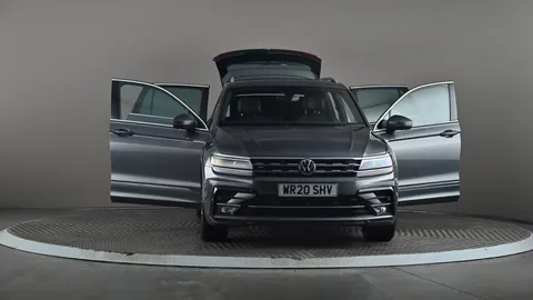 VOLKSWAGEN TIGUAN 2.0 TDi 150 R-Line Tech