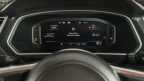 VOLKSWAGEN TIGUAN 2.0 TDi 150 R-Line Tech