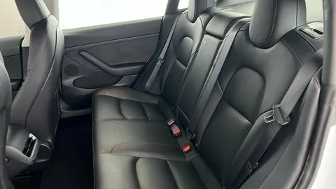 TESLA MODEL 3 RWD Auto