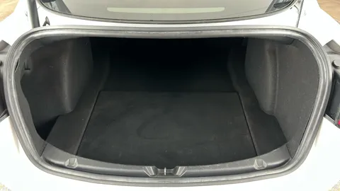 TESLA MODEL 3 RWD Auto