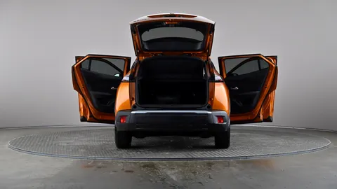 PEUGEOT 2008 100kW Allure Premium+ 50kWh Auto