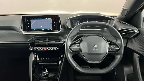 PEUGEOT 2008 100kW Allure Premium+ 50kWh Auto