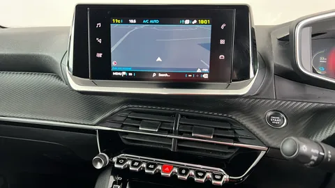 PEUGEOT 2008 100kW Allure Premium+ 50kWh Auto