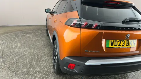 PEUGEOT 2008 100kW Allure Premium+ 50kWh Auto