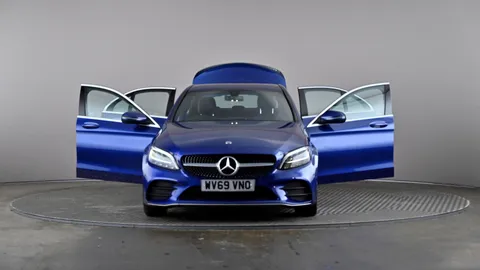 MERCEDES-BENZ C CLASS C220d AMG Line 9G-Tronic