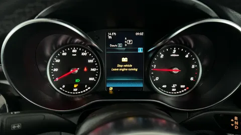 MERCEDES-BENZ C CLASS C220d AMG Line 9G-Tronic