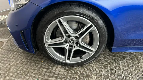 MERCEDES-BENZ C CLASS C220d AMG Line 9G-Tronic