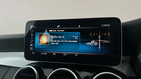 MERCEDES-BENZ C CLASS C220d AMG Line 9G-Tronic