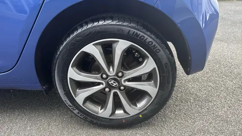 HYUNDAI I10 1.0 Play