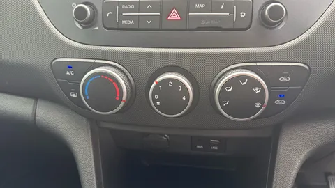 HYUNDAI I10 1.0 Play