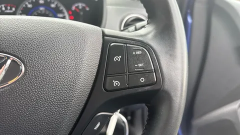 HYUNDAI I10 1.0 Play