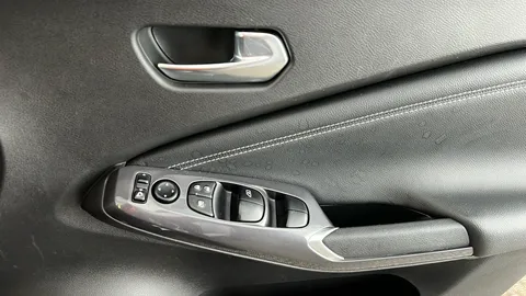 NISSAN JUKE 1.0 DiG-T 114 N-Connecta