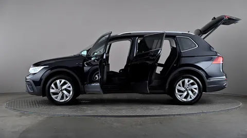 Volkswagen Tiguan Allspace 1.5 TSI Life DSG [7 Seats]
