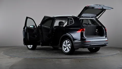 Volkswagen Tiguan Allspace 1.5 TSI Life DSG [7 Seats]