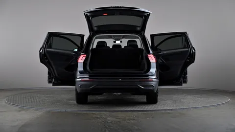 Volkswagen Tiguan Allspace 1.5 TSI Life DSG [7 Seats]