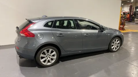 VOLVO V40 T3 [152] Inscription