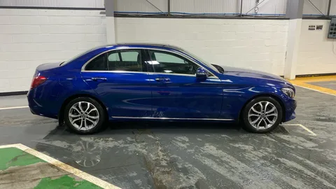 MERCEDES-BENZ C CLASS C220d Sport Premium 9G-Tronic