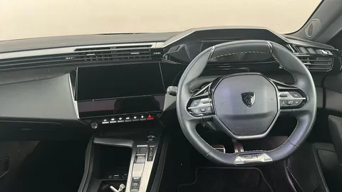 PEUGEOT 408 1.6 Plug-in Hybrid 225 GT e-EAT8