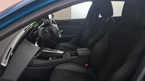 PEUGEOT 408 1.6 Plug-in Hybrid 225 GT e-EAT8