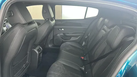 PEUGEOT 408 1.6 Plug-in Hybrid 225 GT e-EAT8