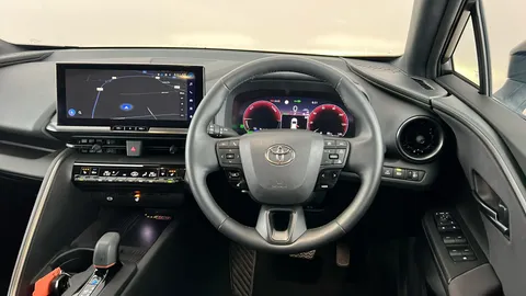 Toyota C-HR 2.0 PHEV Design CVT