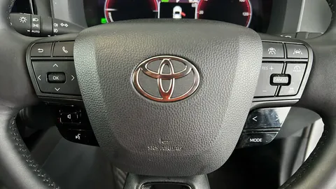 Toyota C-HR 2.0 PHEV Design CVT