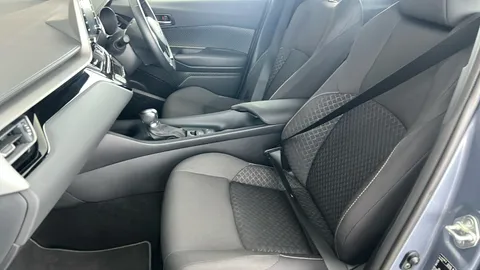 Toyota C-HR 1.8 Hybrid Icon CVT