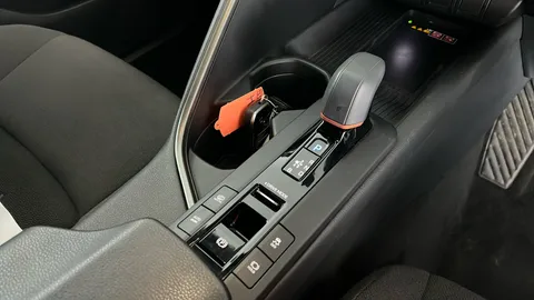 Toyota C-HR 2.0 PHEV Design CVT