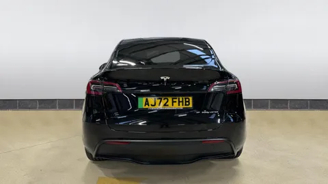 TESLA MODEL Y Long Range AWD Auto