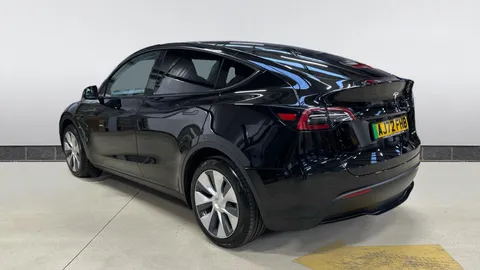 TESLA MODEL Y Long Range AWD Auto
