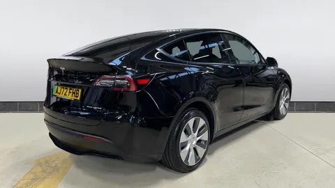 TESLA MODEL Y Long Range AWD Auto