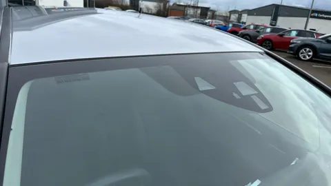 HONDA JAZZ 1.3 i-VTEC SE Navi