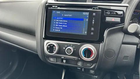 HONDA JAZZ 1.3 i-VTEC SE Navi