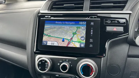 HONDA JAZZ 1.3 i-VTEC SE Navi