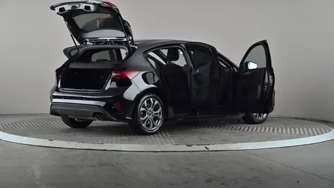 FORD FOCUS 1.0 EcoBoost Hybrid mHEV 155 ST-Line Edition