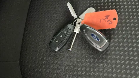 FORD FOCUS 1.0 EcoBoost Hybrid mHEV 155 ST-Line Edition