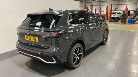 VOLKSWAGEN TIGUAN 1.5 TSI eHybrid R-Line DSG