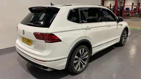 Volkswagen Tiguan Allspace 1.5 TSI EVO R-Line Tech DSG [7 Seats]