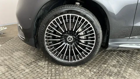 MERCEDES-BENZ EQC EQC 400 300kW AMG Line Premium 80kWh Auto